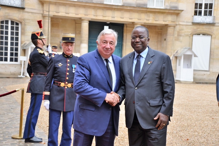 France / Côte d'Ivoire : Jeannot Ahoussou et Gérard Larcher signent un accord de coopération entre Sénats	