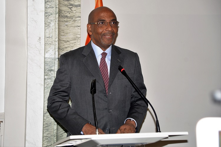 Côte d'Ivoire-HEC : Jean-Marie Ackah, pdt du patronat ivoirien, 	